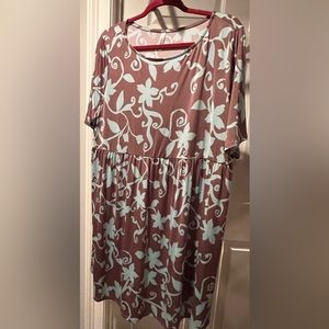 woman’s 2x dress